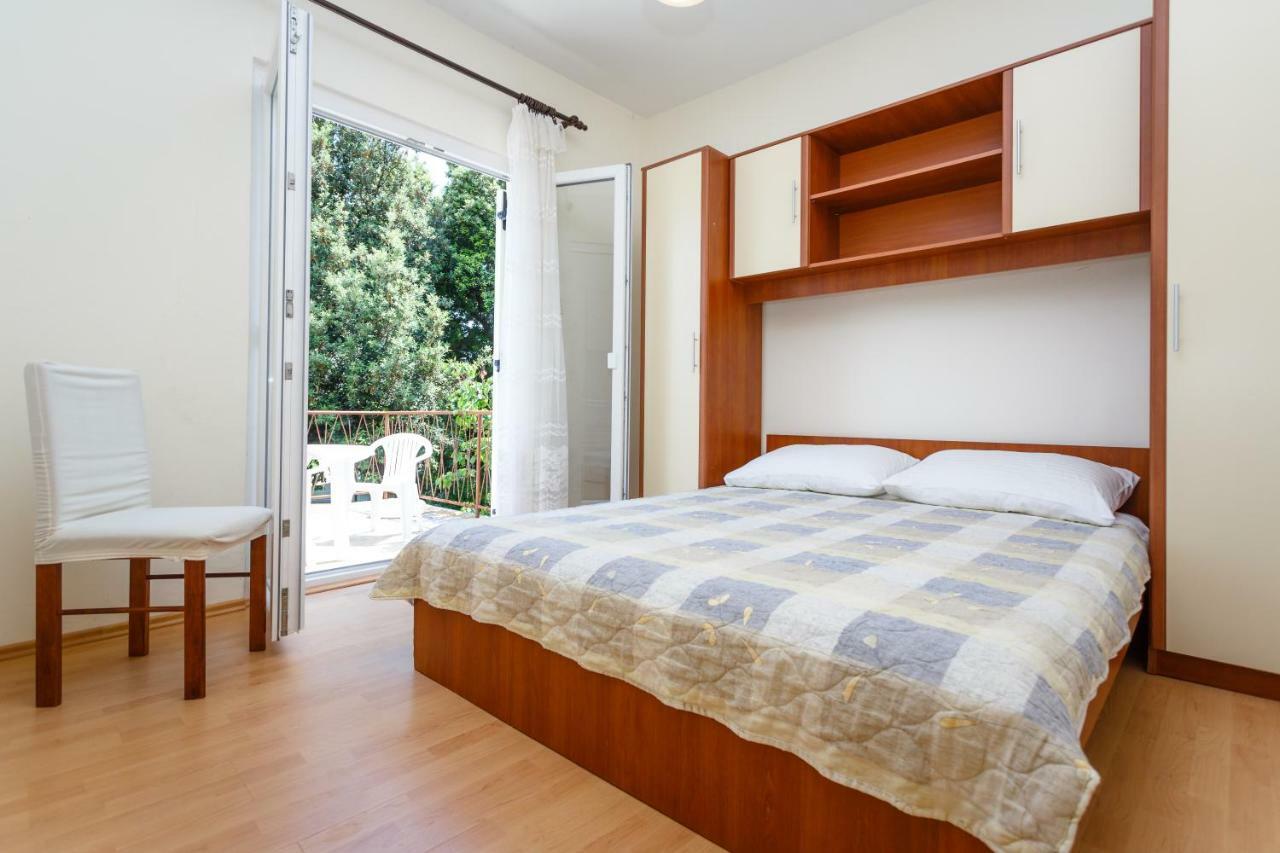Apartman Jezevac Крк Экстерьер фото