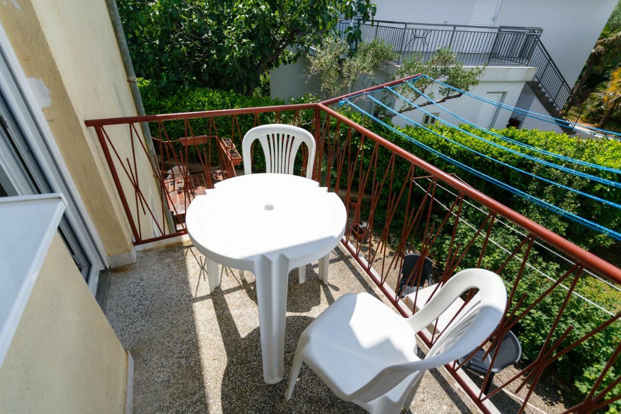Apartman Jezevac Крк Экстерьер фото