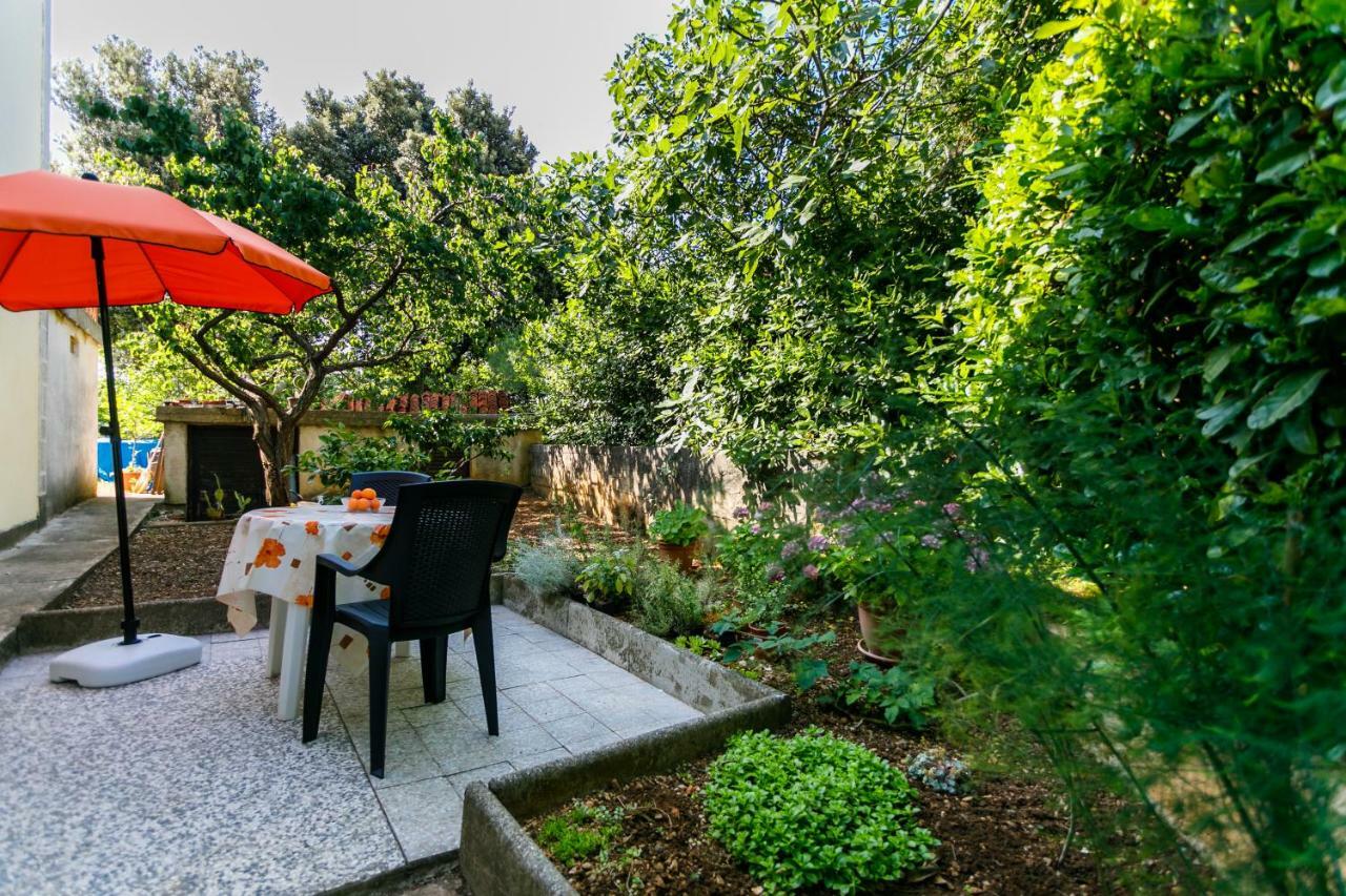 Apartman Jezevac Крк Экстерьер фото